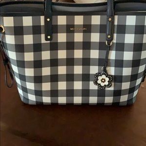 Michael Kors tote bag. Used once!